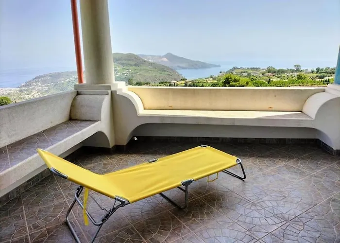 Scirocco Eolie With Sea View! Hébergement de vacances Lipari (Isola Lipari)