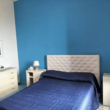 Feriehus Scirocco Eolie With Sea View! Lipari (Isola Lipari)